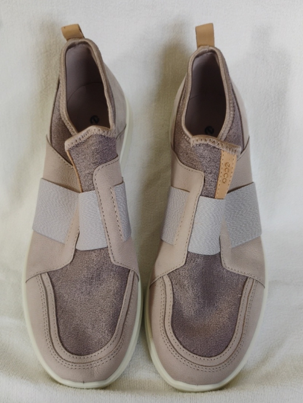 Ecco Women's Sense 11 Slip-On Sneakers in Taupe and Light Beige US Sz 8